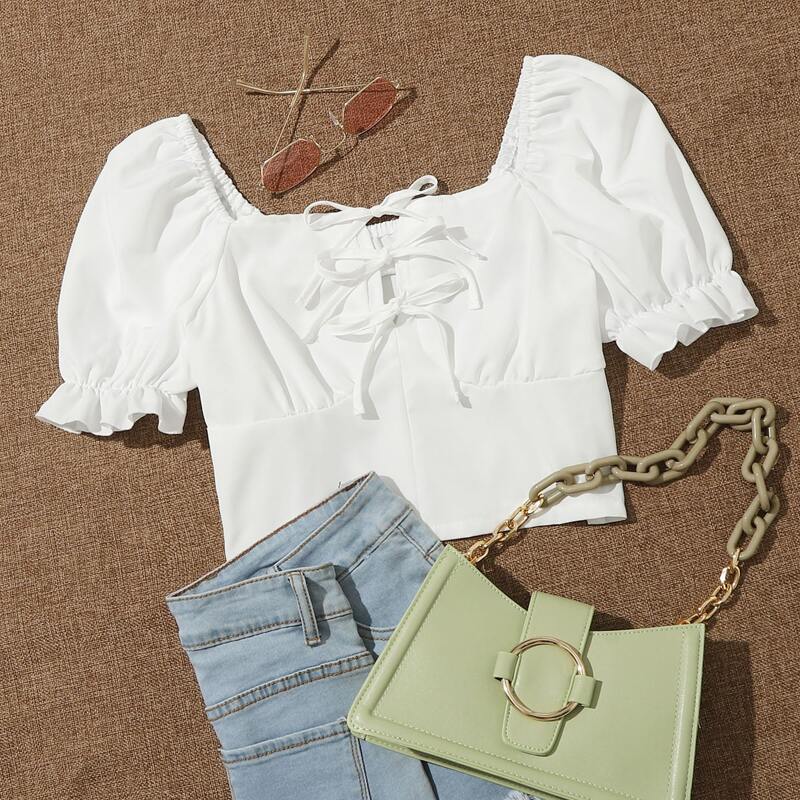 

Knot Front White Crop Top