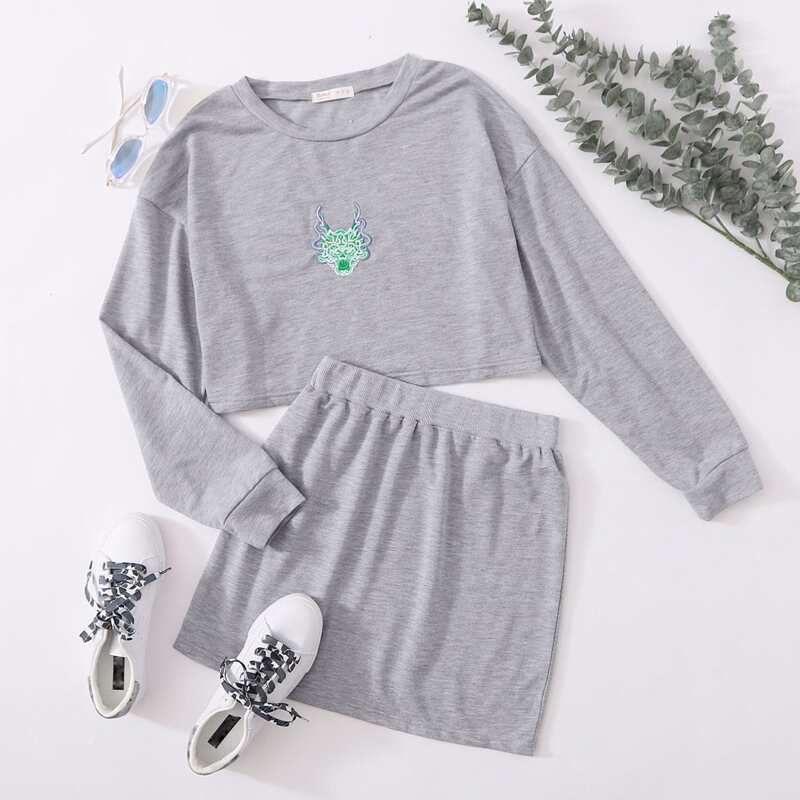 

Dragon Embroidery Crop Top & Skirt, Light grey