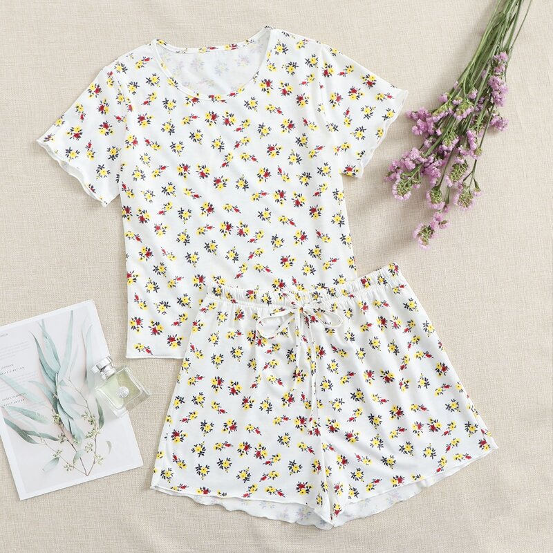 

Ditsy Floral Tee & Shorts PJ Set, Multicolor