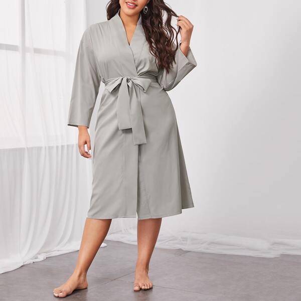 

Plus Drop Shoulder Belted Robe, Light grey