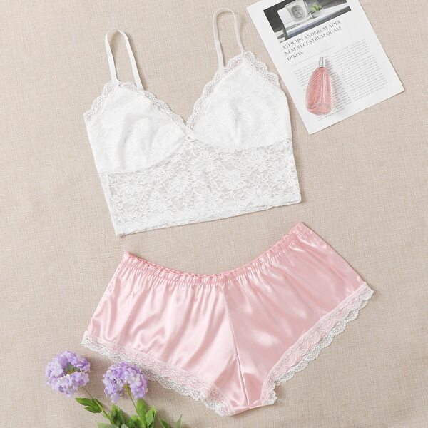 

Plus Floral Lace Bralette With Satin Shorts, Multicolor