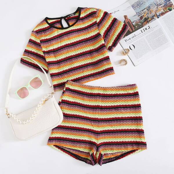 

Keyhole Back Striped Colorblock Top & Shorts Set, Multicolor
