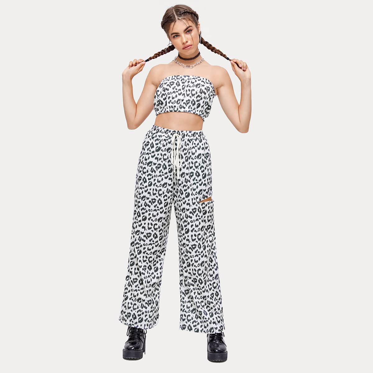 

Leopard Crop Tube Top & Ripped Pants, Multicolor