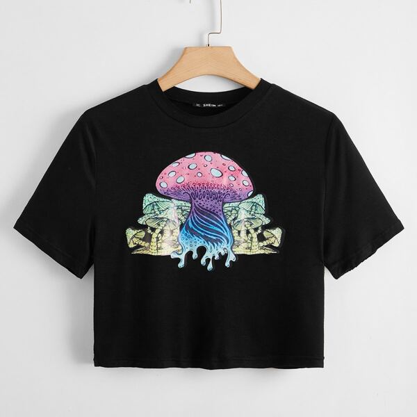 

Plus Mushroom Print Crop Tee, Black