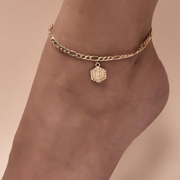 

Letter Decor Geometric Pendant Anklet, Gold