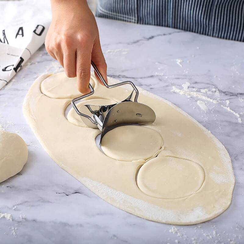 

1pc Stainless Steel Dumpling Skin Mold, Silver