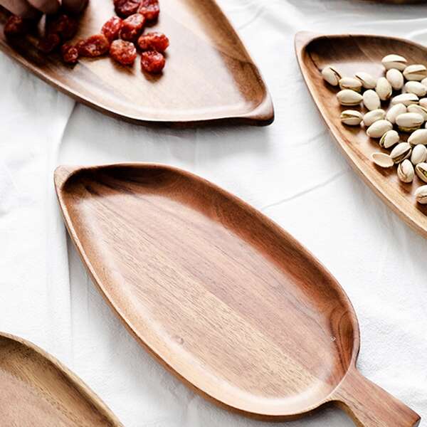 

1pc Leaf Shaped Wooden Tray, Brown