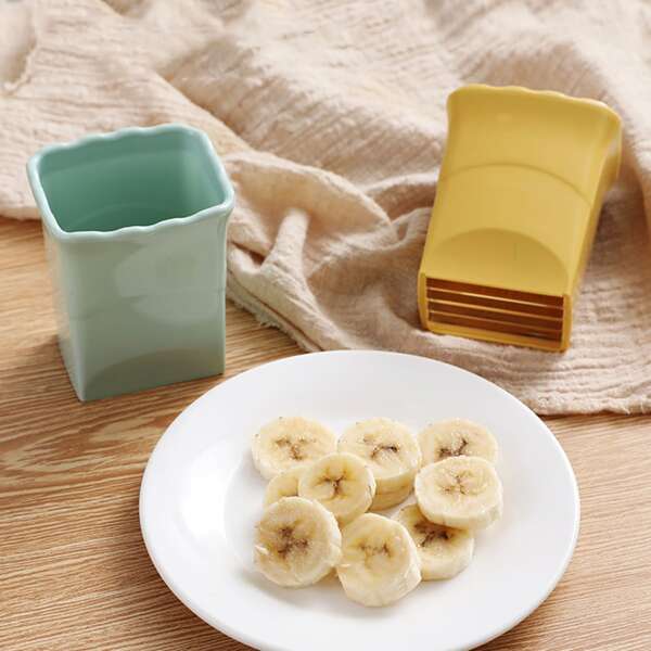 

1pc Random Fruit Slicer, Multicolor