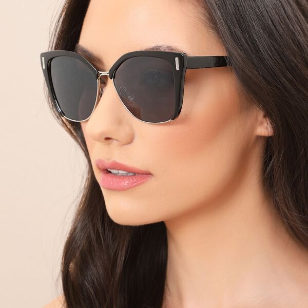 

Oversized Butterfly Frame Top Rim Sunglasses, Black