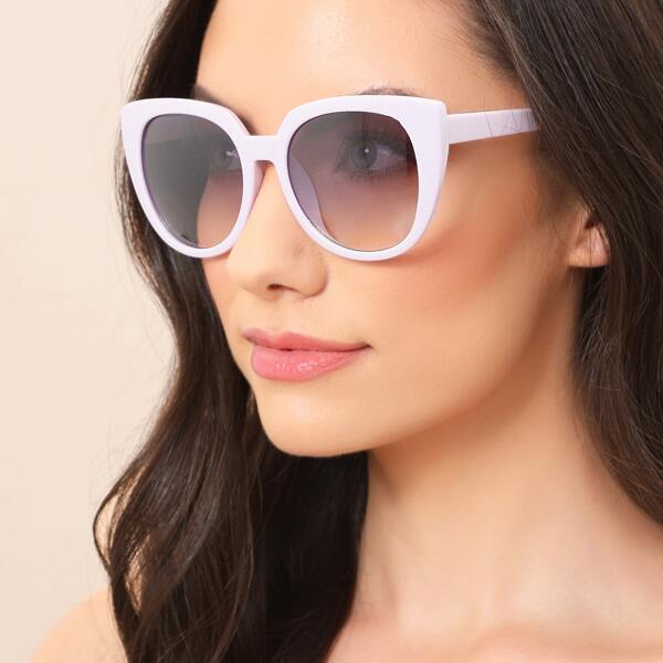 

Oversized Butterfly Frame Acrylic Sunglasses, Lilac purple