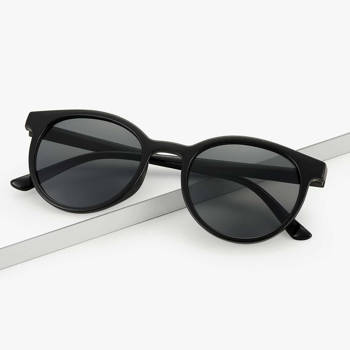 

Guys Round Frame Sunglasses, Black