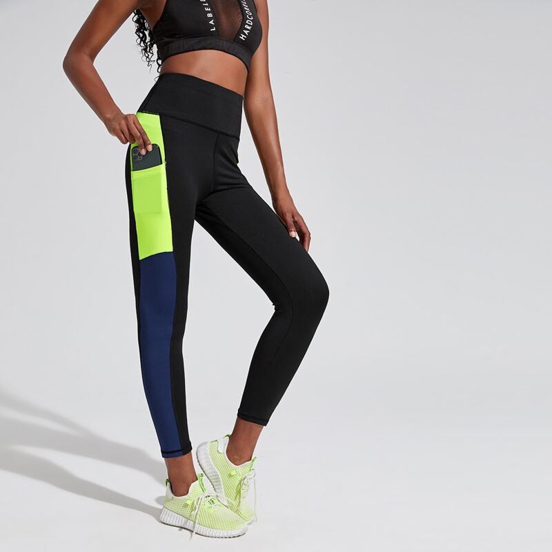 

Cut And Sew Sports Leggings With Phone Pocket, Black