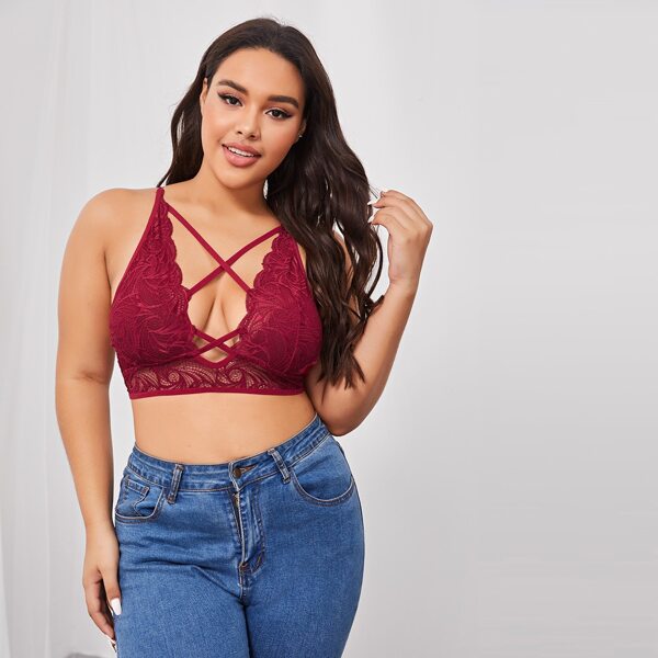 

Plus Floral Lace Scallop Bralette, Burgundy