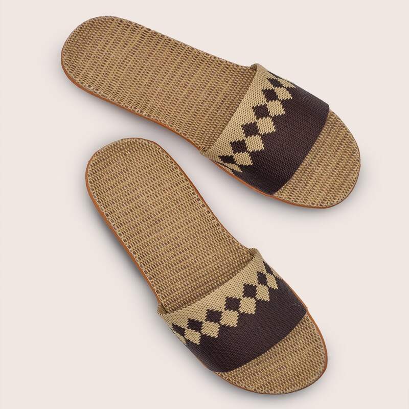 

Guys Open Toe Two Tone Slippers, Coffee brown