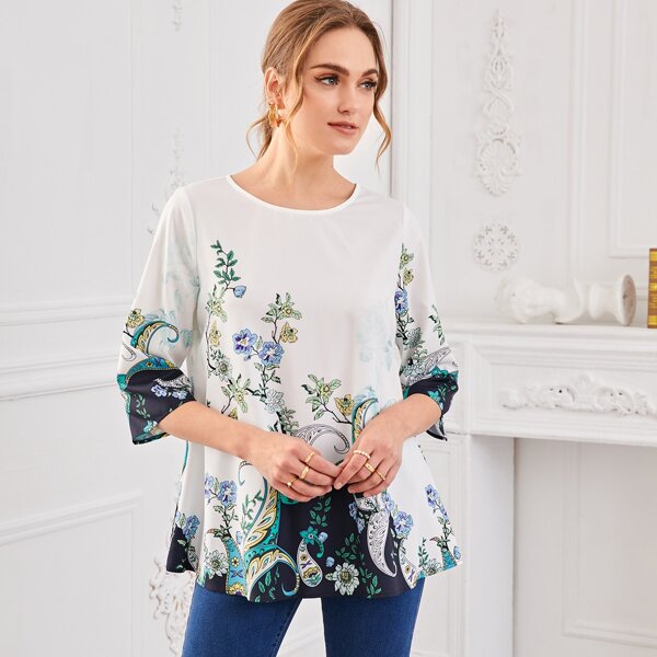 

Round Neck Floral & Paisley Print Top, White
