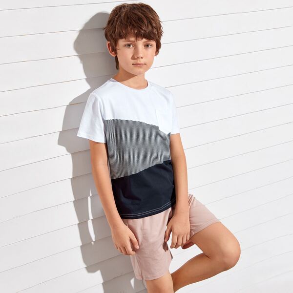 

Boys Letter Patched Pocket Detail Striped Colorblock Tee, Multicolor