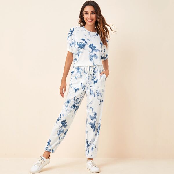 

Tie Dye Pullover & Patched Pocket Sweatpants Set, Blue and white