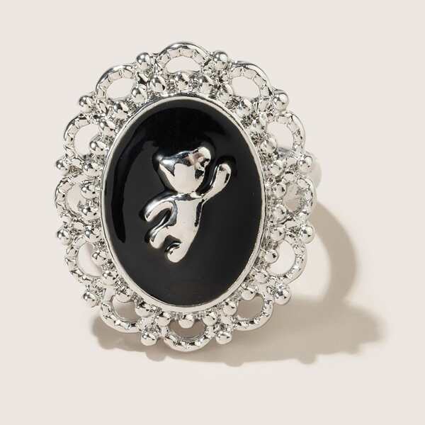 

Bear Decor Oval Ring, Silver