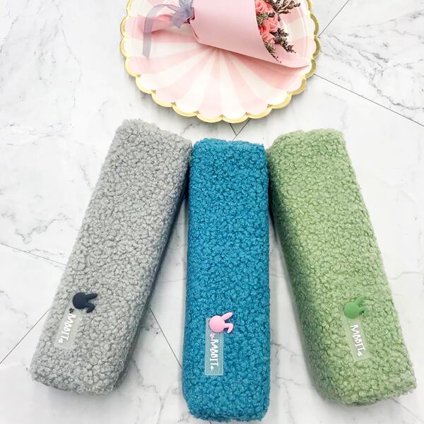 

1pc Plush Random Pencil Bag, Multicolor