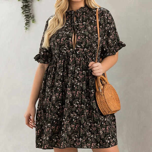 

Plus Ditsy Floral Frill Neck Babydoll Dress, Black