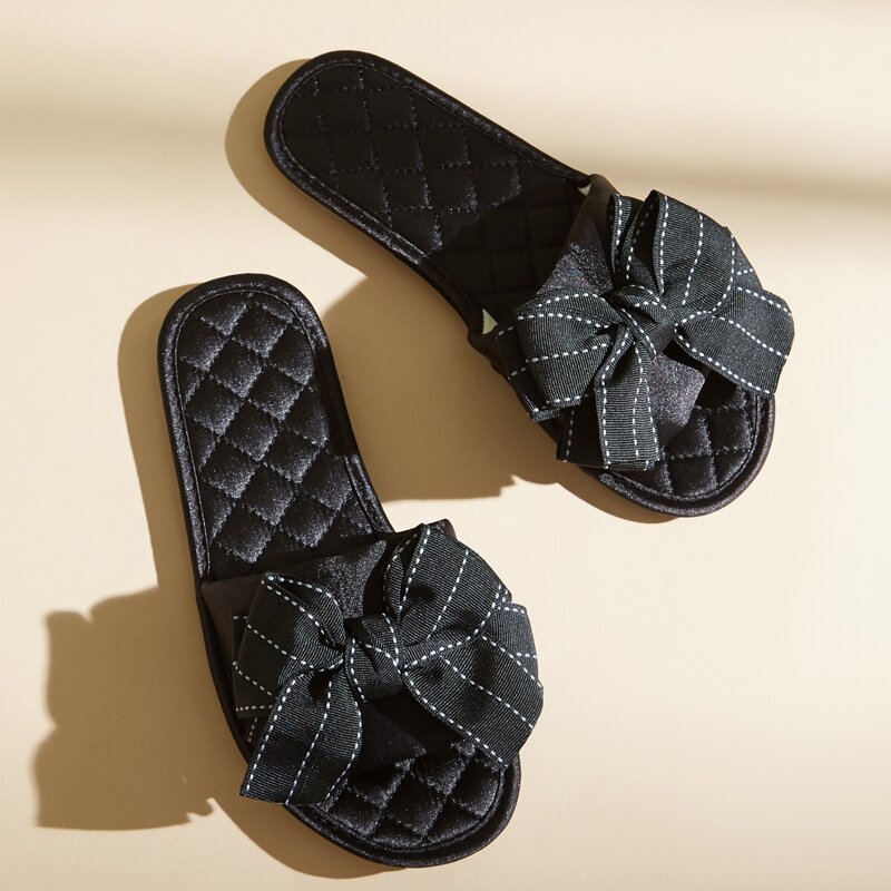 

Bow Decor Quilted Slippers, Black