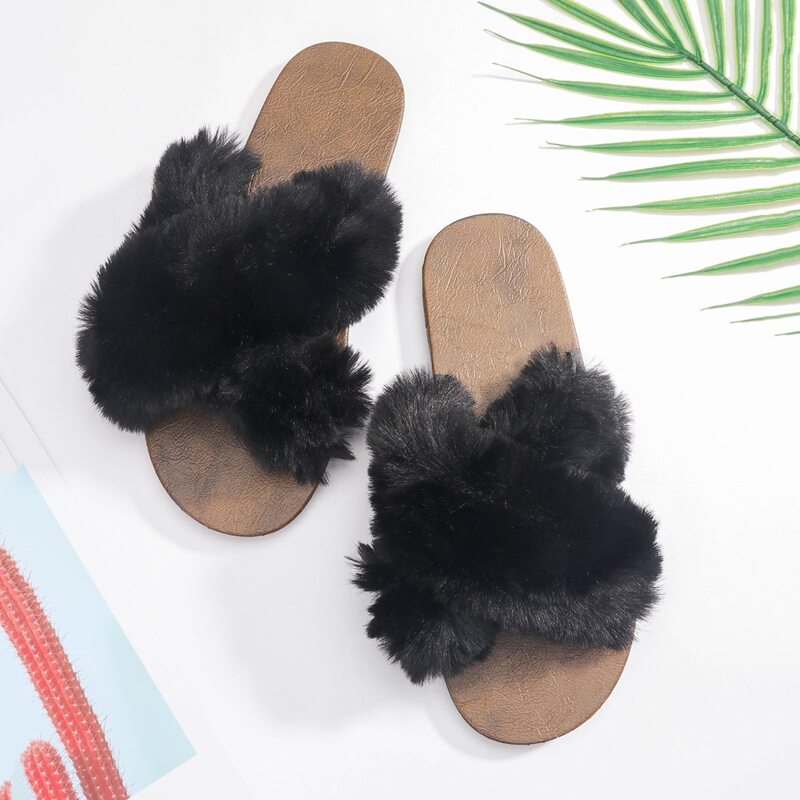 

Criss Cross Fluffy Slippers, Black
