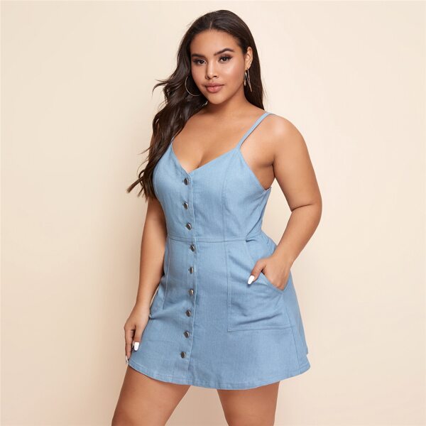 

Plus Slant Pocket Button Front Cami Denim Dress, Light wash