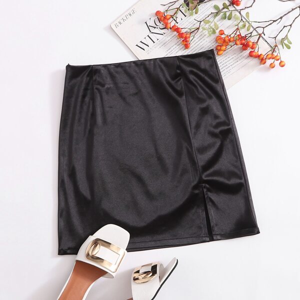 

Split Hem Satin Skirt, Black