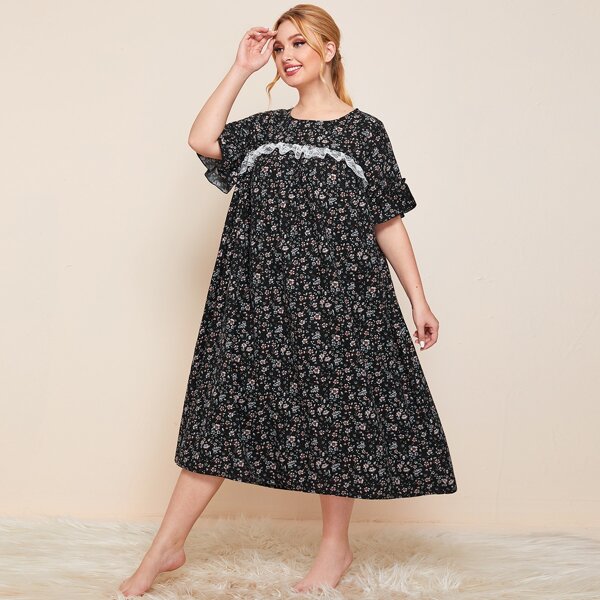 

Plus Bell Sleeve Lace Trim Ditsy Floral Nightdress, Black