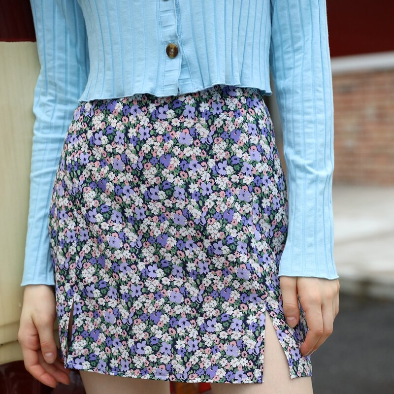 

Ditsy Floral Split Hem Skirt, Multicolor