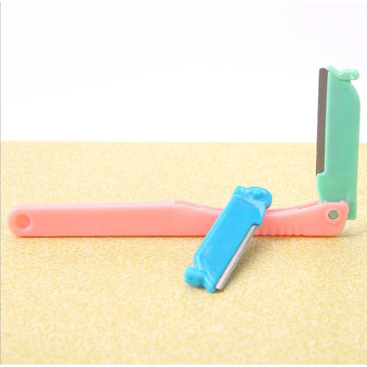 

1pc Eyebrow Trimmer & 1pc Blade, Pink