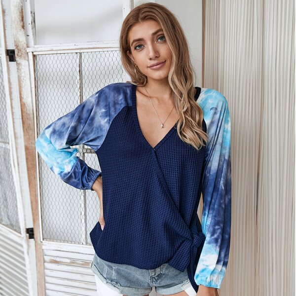 

Contrast Sleeve Tie Dye Knot Side Tee, Navy blue