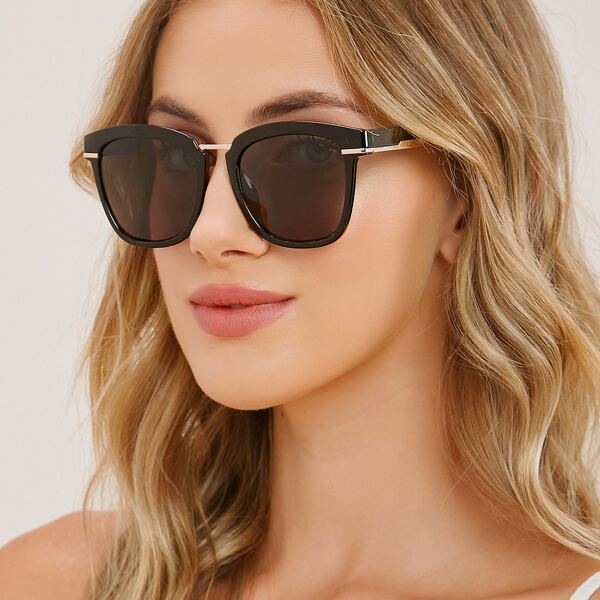 

Metal Detail Wayfarer Acrylic Sunglasses, Black