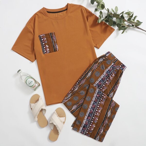 

Tribal Print Round Neck Tee With Pants, Brown