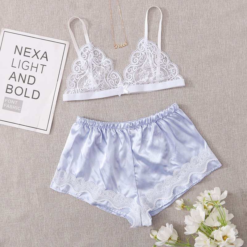 

Scallop Floral Lace Bralette & Satin Shorts, Multicolor