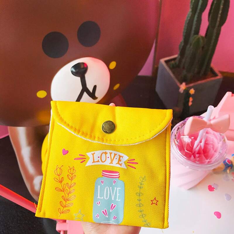

1pc Cartoon Sanitary Napkin Storage Bag, Multicolor