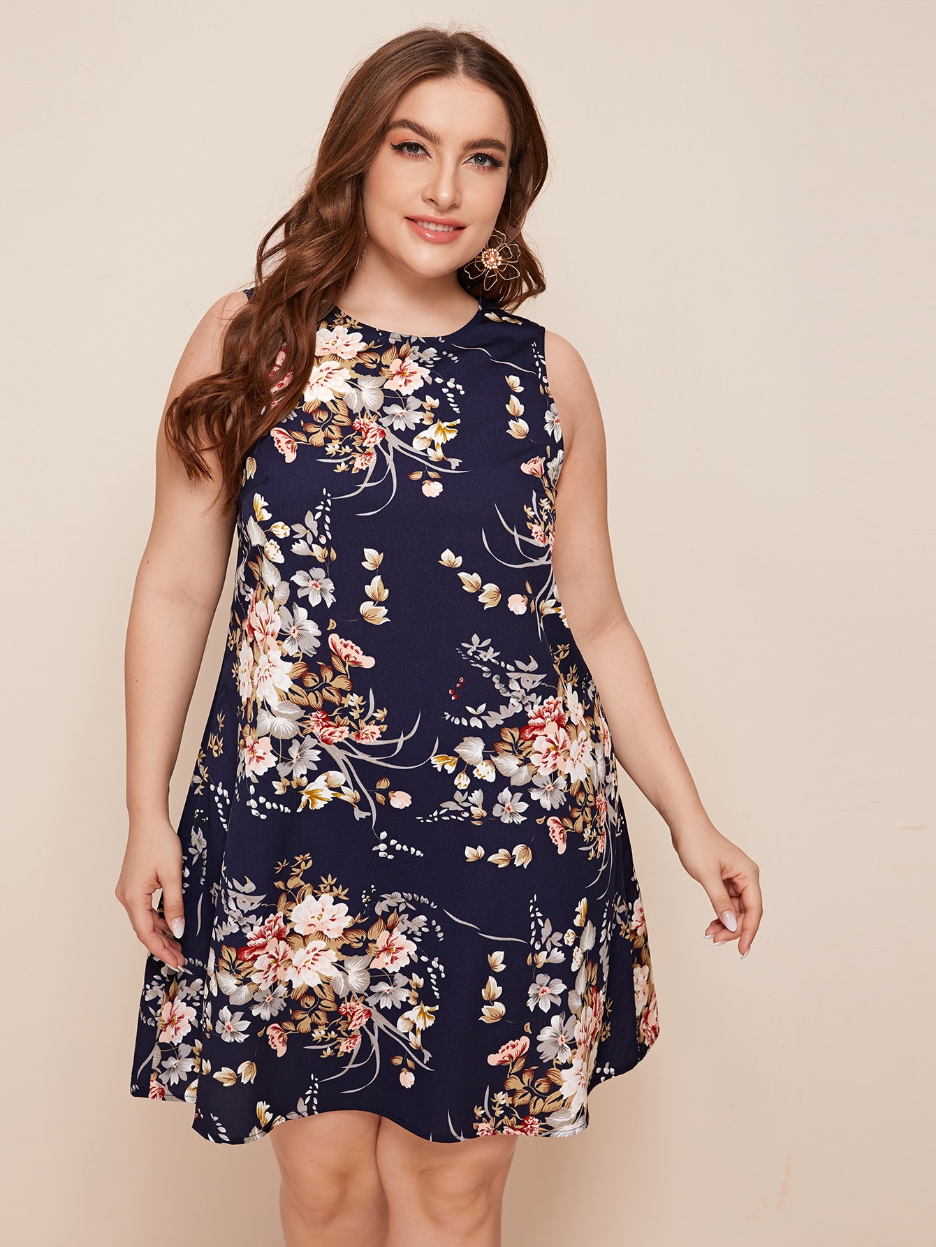 Plus Floral Print Sleeveless Dress thumbnail