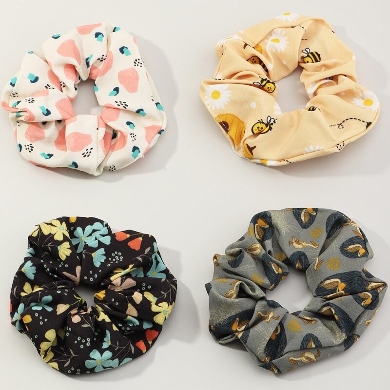 

4pcs Cartoon & Floral Pattern Scrunchie, Multicolor