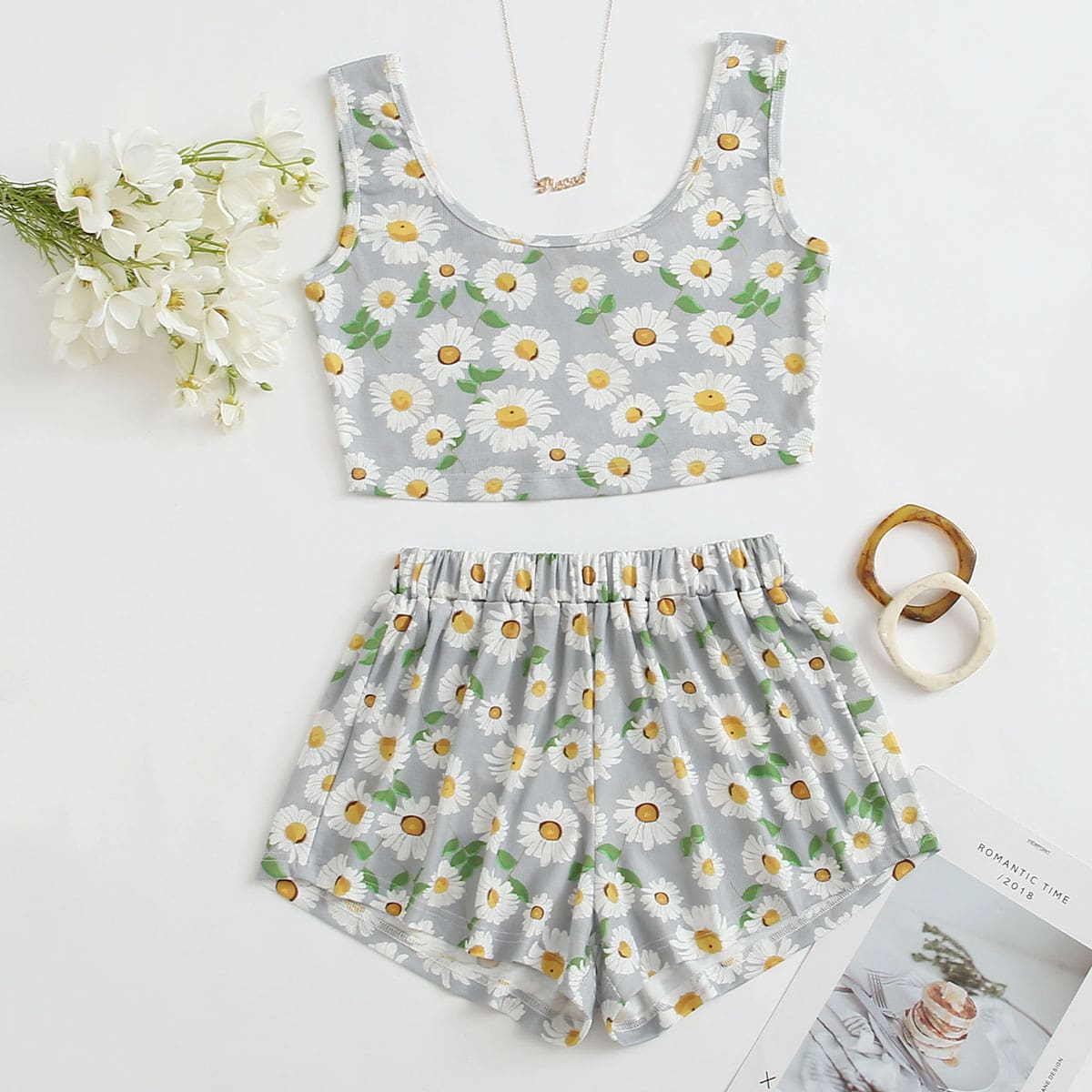 

Daisy Floral Shorts PJ Set, Multicolor
