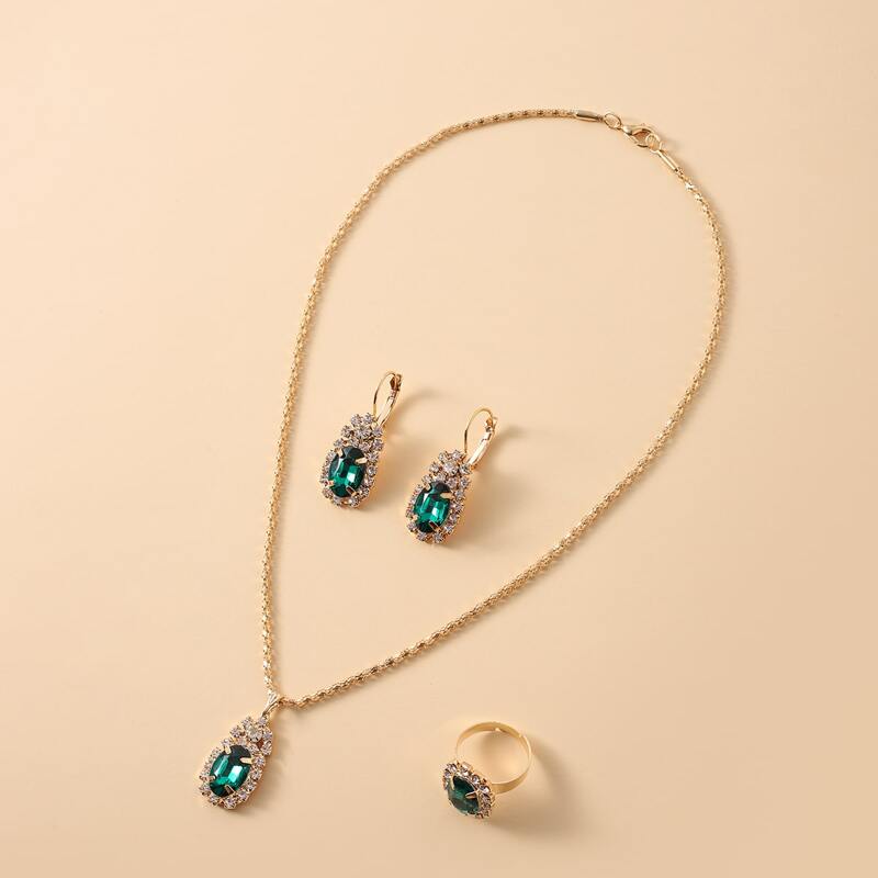 

Oval Charm Necklace & Earrings & Ring, Green