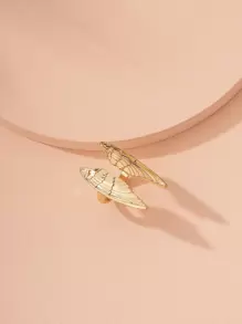 Ring mit Flügel Dekor