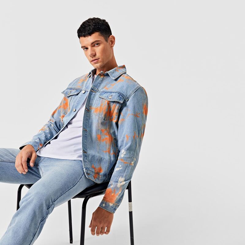 

Guys Tie Dye Print Ripped Denim Jacket, Light wash