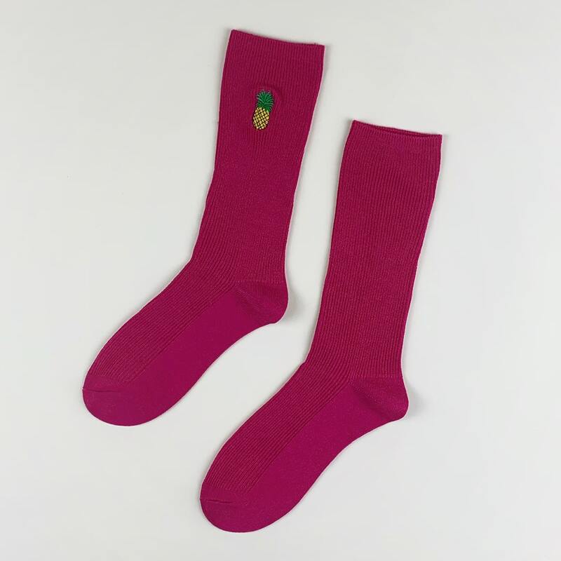

Guys Pineapple Embroidered Socks, Rose red