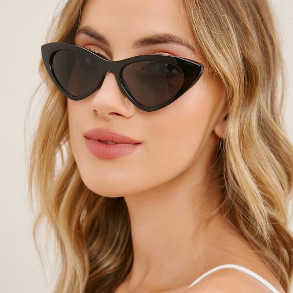 

Retro Acrylic Cat Eye Sunglasses, Black