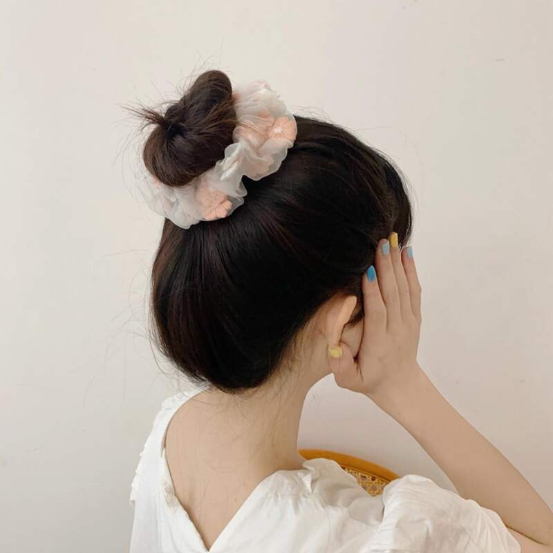 

2pcs Floral Scrunchie, Multicolor