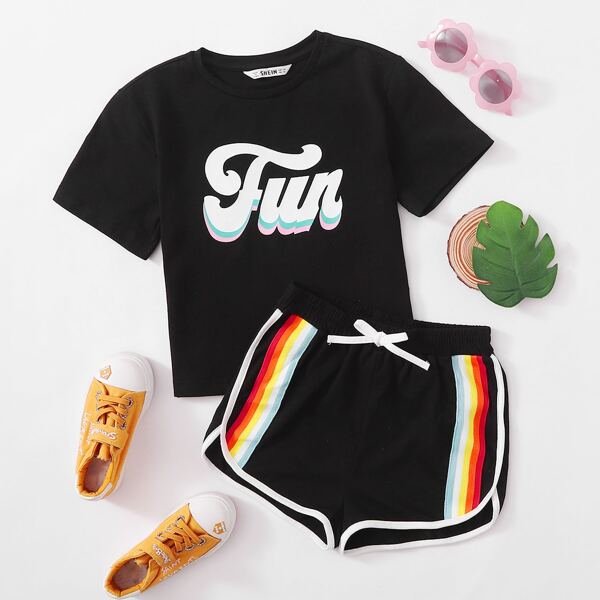 

Girls Letter Graphic Tee & Rainbow Striped Tape Dolphin Shorts Set, Black