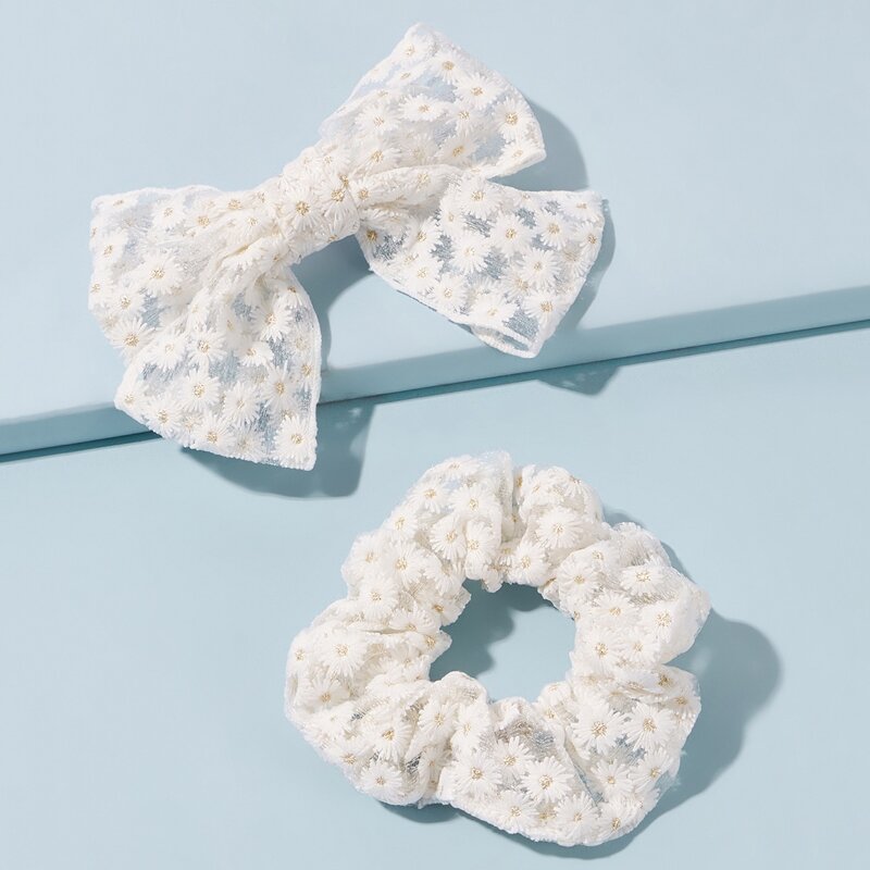 

2pcs Daisy Scrunchie & Bow Hair Clip, White