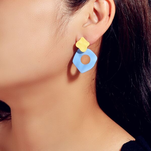 

Acrylic Dual-color Drop Earrings, Blue
