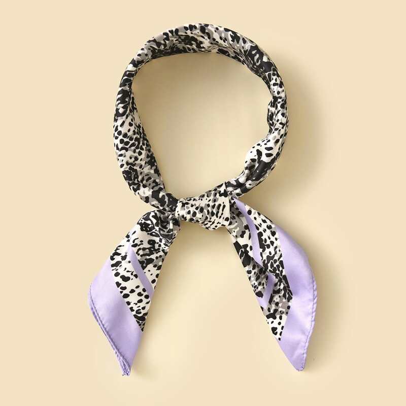 

Leopard Pattern Bandana, Multicolor