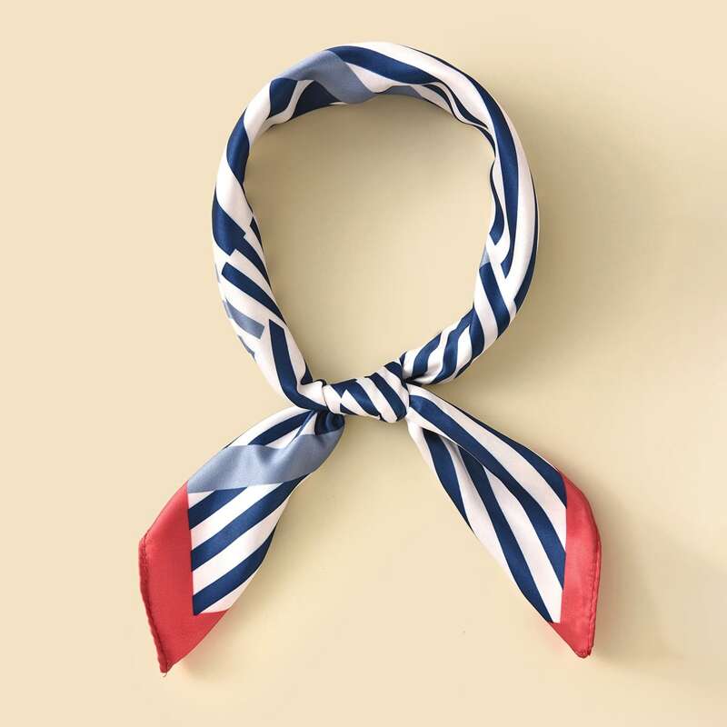 

Striped Pattern Bandana, Multicolor